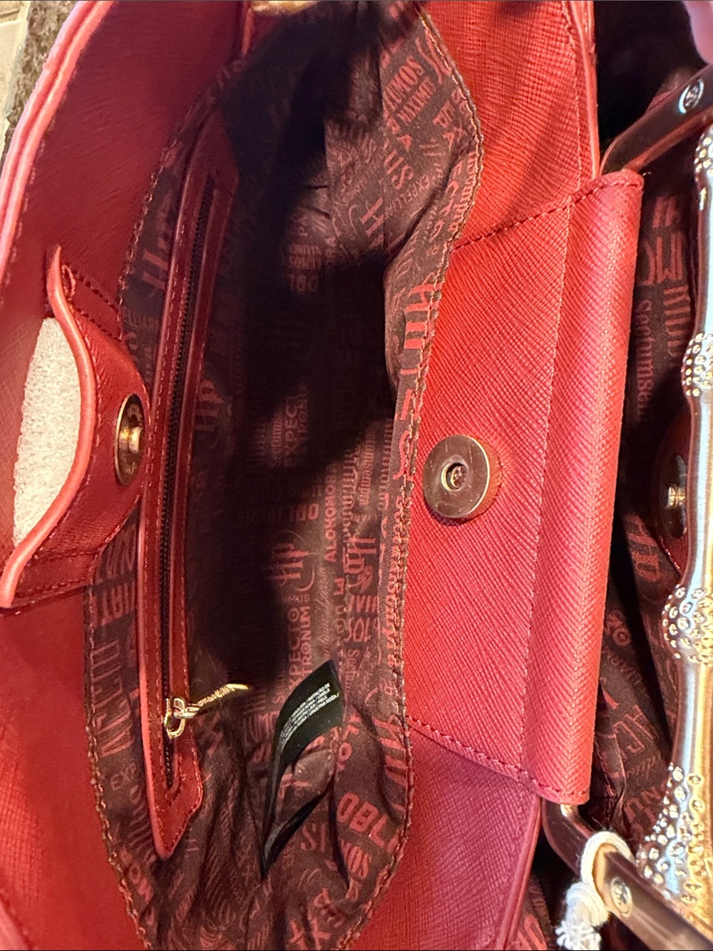 Harry Potter x Red Top-Handle Satchel - Picture 4 of 16